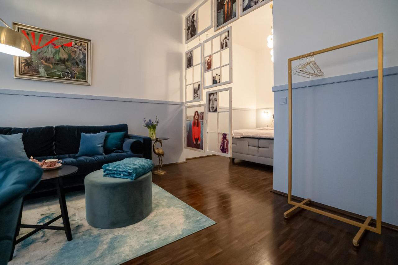 Designer Loft-Ferienwohnung Im Zentrum Mit Tiefgaragen-Parkplatz, Waschmaschine Und Privatterrasse 라이프치히 외부 사진