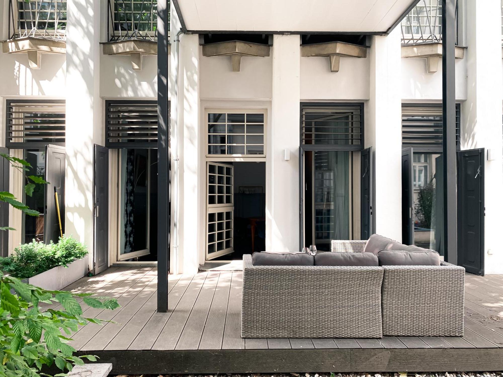 Designer Loft-Ferienwohnung Im Zentrum Mit Tiefgaragen-Parkplatz, Waschmaschine Und Privatterrasse 라이프치히 외부 사진