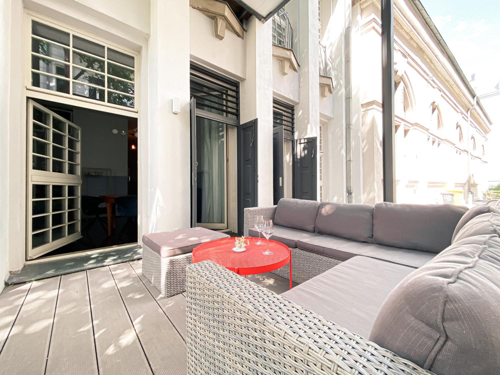 Designer Loft-Ferienwohnung Im Zentrum Mit Tiefgaragen-Parkplatz, Waschmaschine Und Privatterrasse 라이프치히 외부 사진
